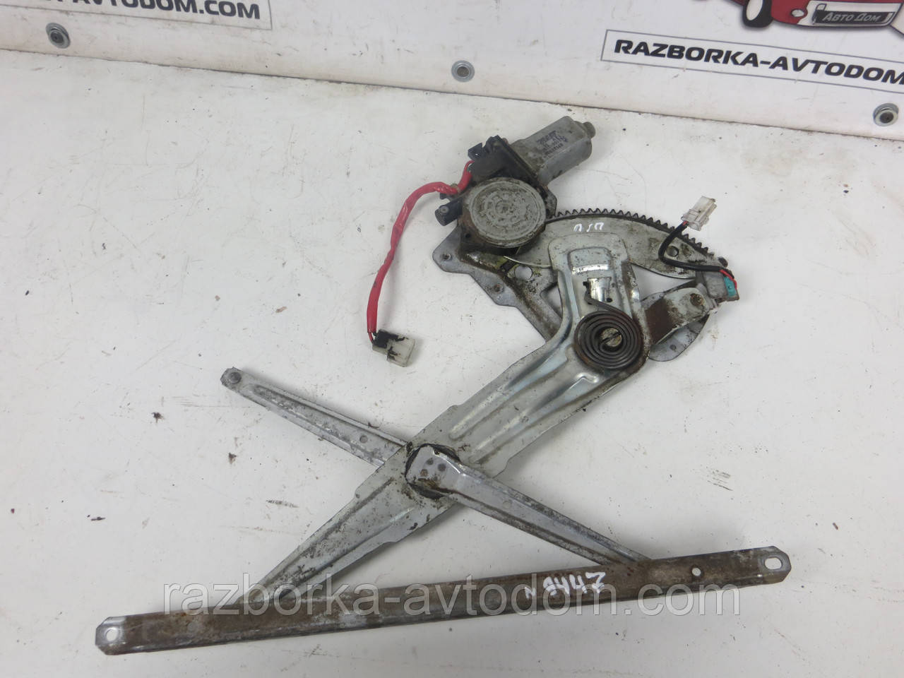 Склопідіймач передній правовий електро Mitsubishi Pajero Sport 1 (1997-2009) OE:MR970606