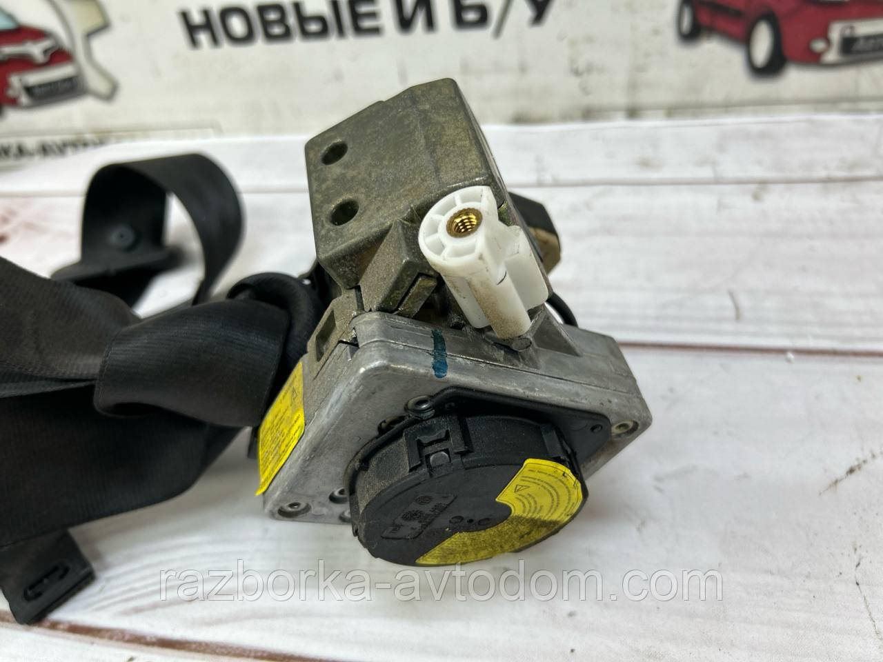 Ремінь безпеки задній правий VW Passat B5 (1997-2005) OE:3B5857806