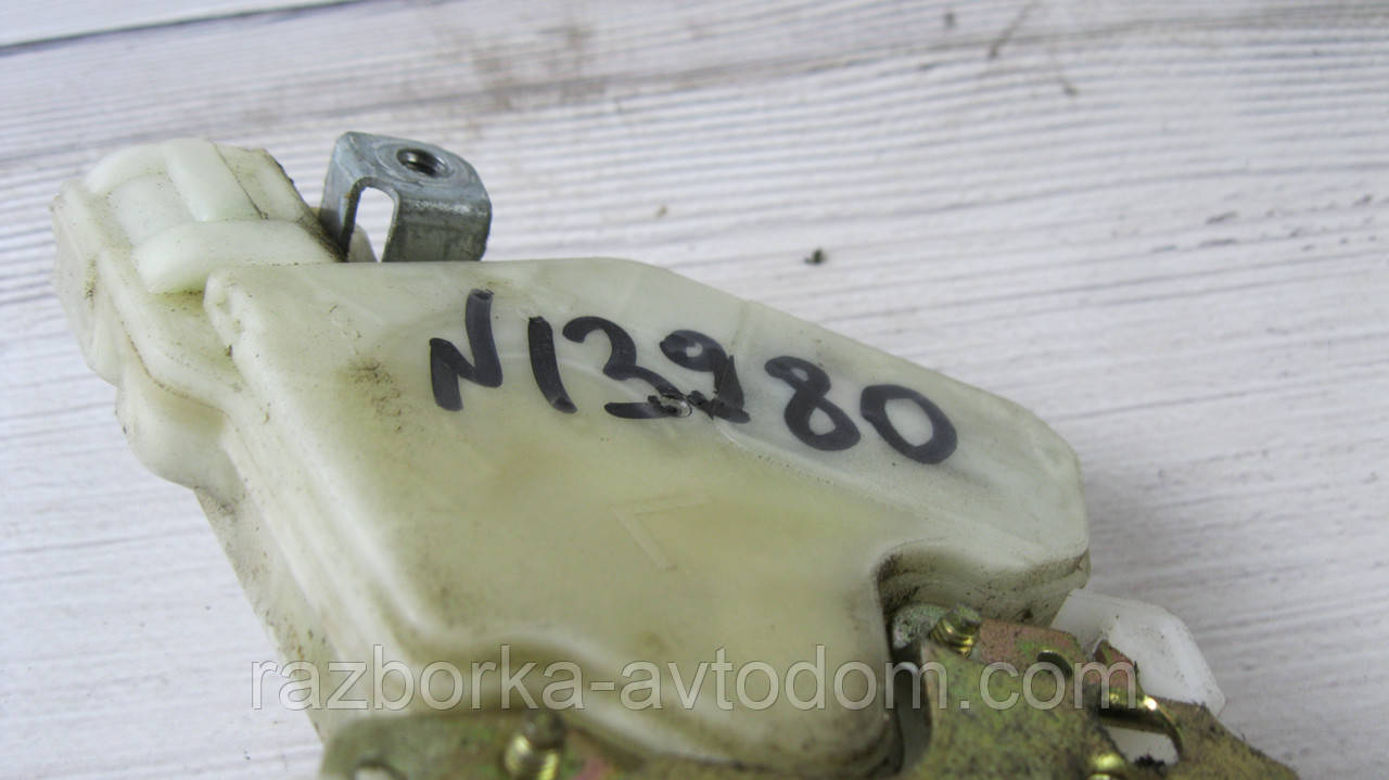 Замок дверцят задньої правої електро (2 піни) NISSAN X-Trail T30 (01-07) OE: 82502AA210