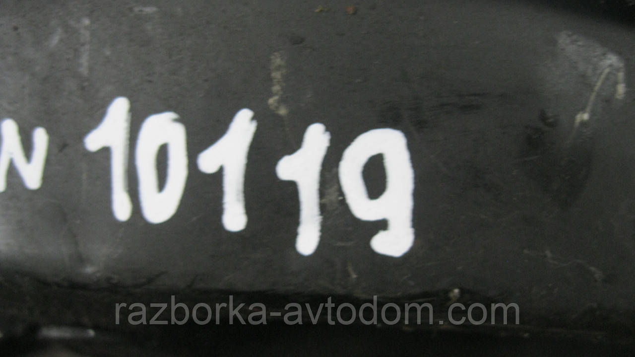 Цапфа Поворотний кулак/ступиця задня права Honda Accord CD, CE (1993-1998) OE:52111SV4C90