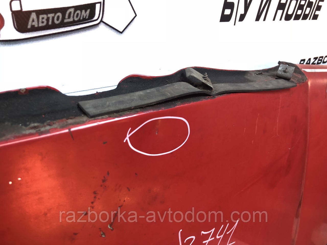 Капот Mercedes E-class W123 (75-85) OEM 1238800357
