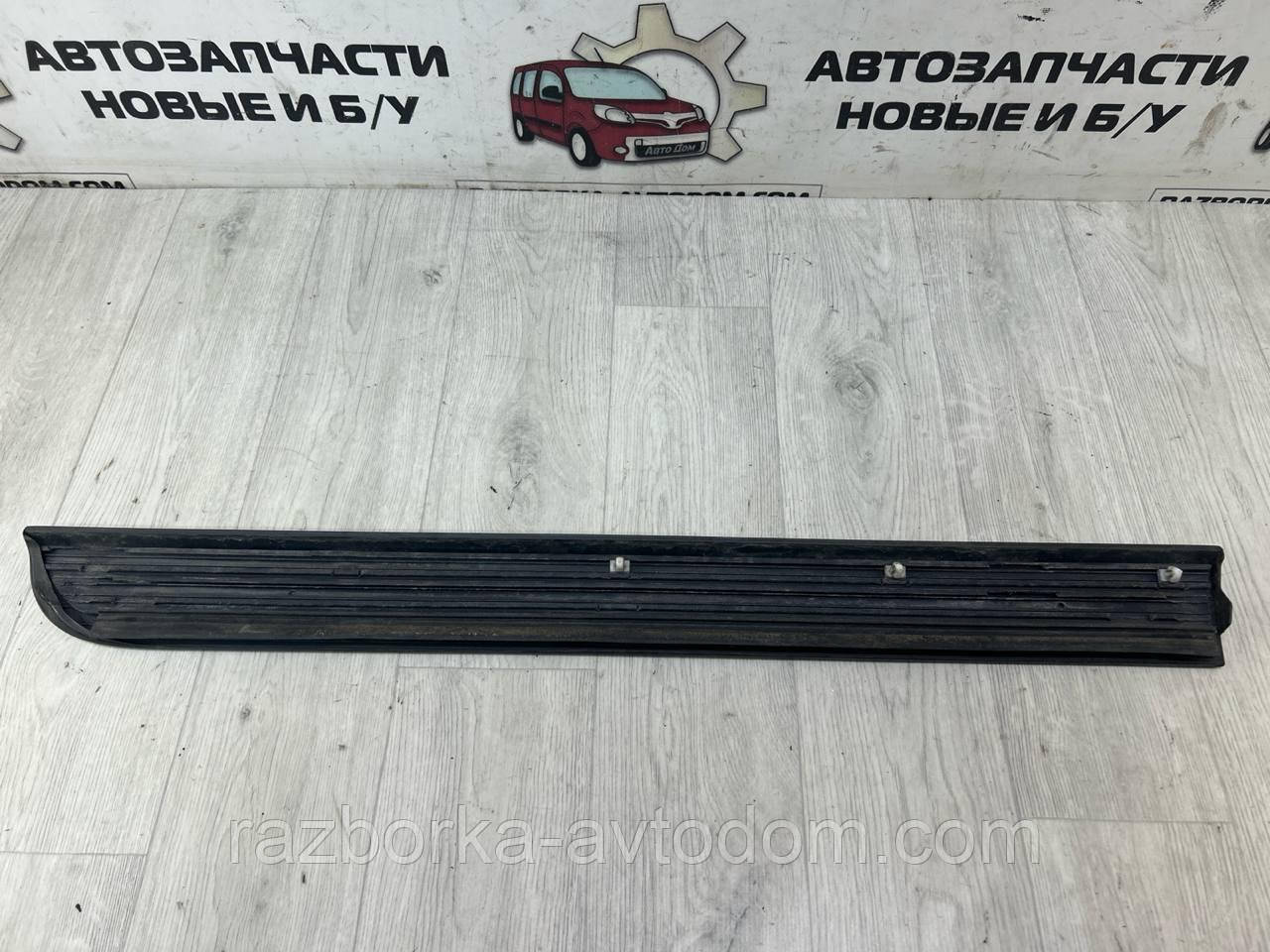 Накладка/ молдинг дверцята задній лівий SKODA Superb 1 (02-08) OE:3u5854949b