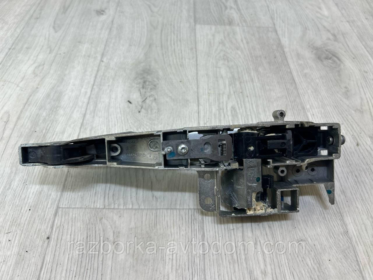Ручка зовнішні двері задньої лівої PEUGEOT 407 SW (04-11) OE:9101ER, 910981