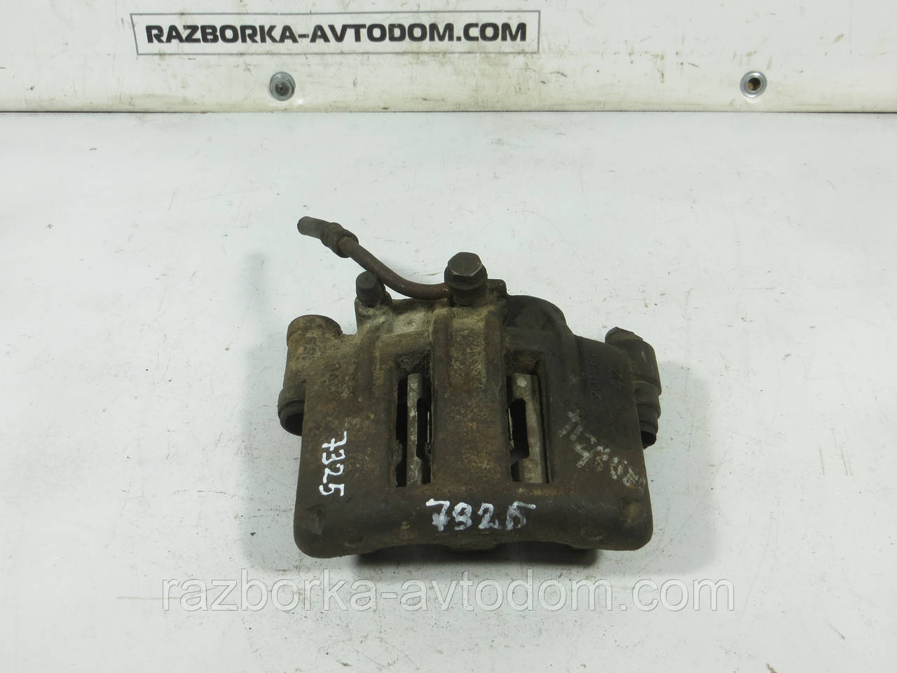 Суппорт передній лівий (без скоби) R15 FORD TRANSIT (1992-2000) ОЕ 1478446