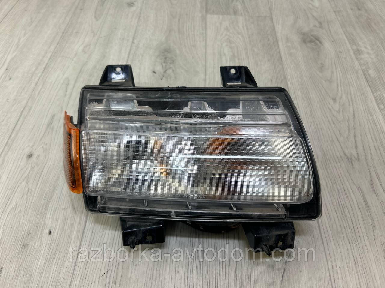 Покажчик повороту в бампері (повторювач) правий Jeep Wrangler JL (18-23), Gladiator (20-23) OE:68293126AH Б/У