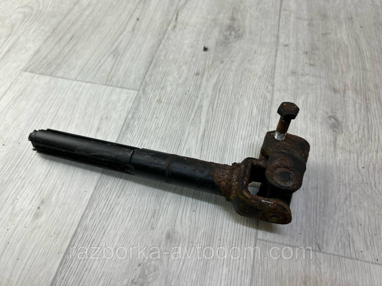 Кермова колонка (карданчик) нижня частина Opel Vectra C (03-), SIGNUM (03-) OE:24415478