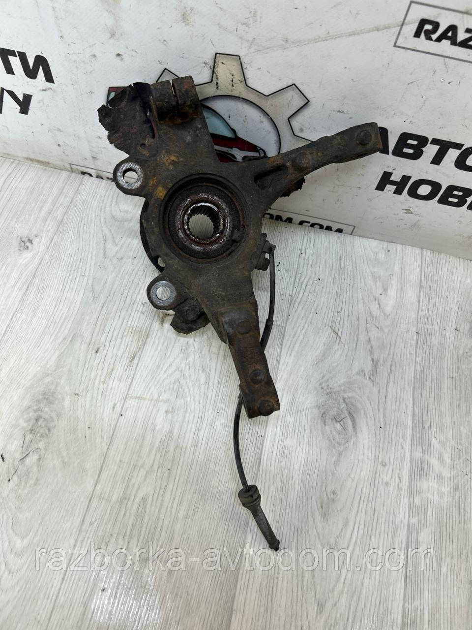 Поворотний кулак передній лівий (цапфа/ступця) Peugeot Bipper (07-16), Fiat Fiorino (07-), Citroen Nemo (07-) OE:3646A1
