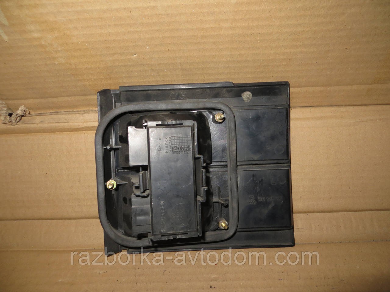 Ліхтар лів внутр універсал VW Passat B3 88-93 OEM 333945107