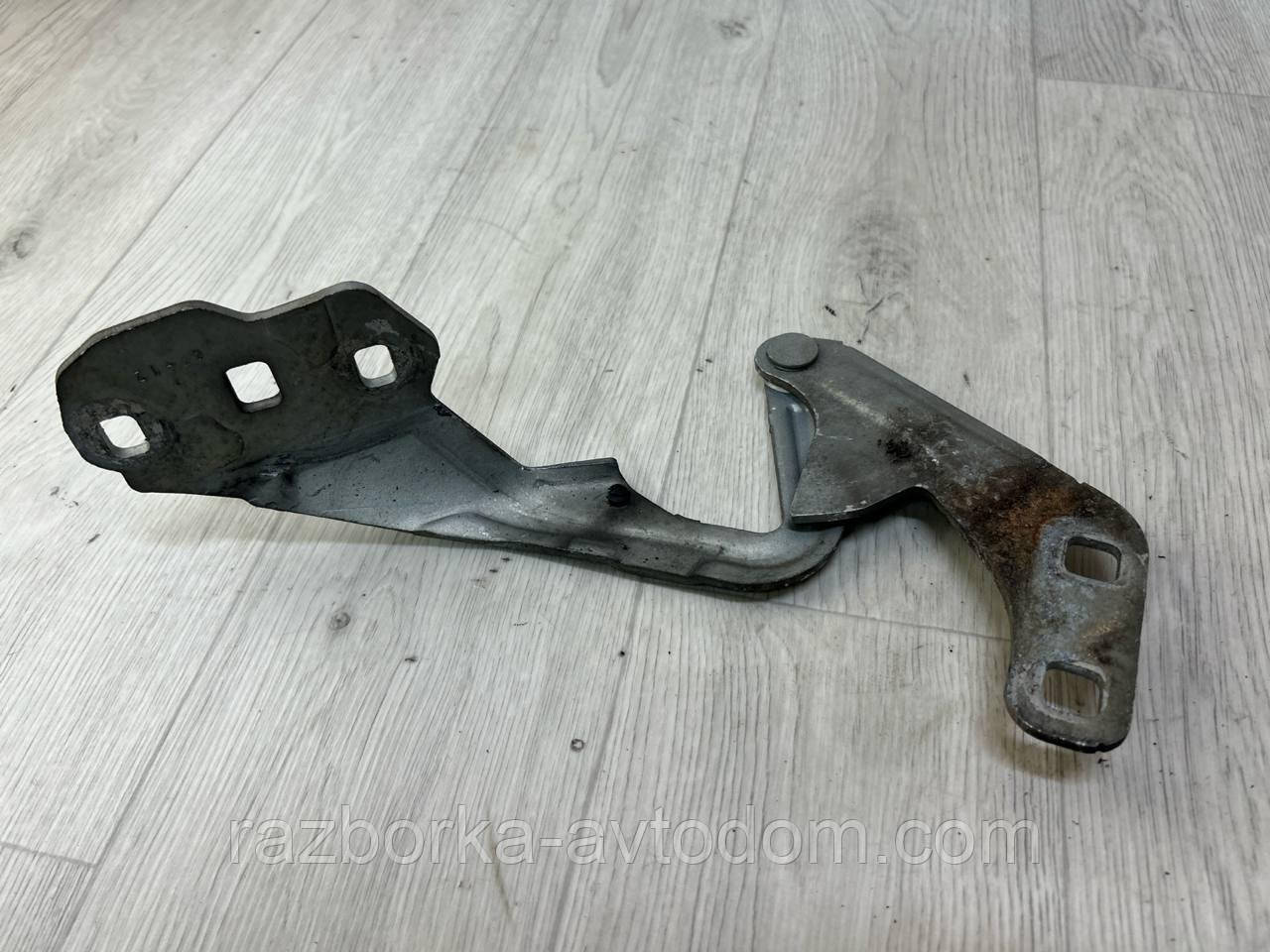 Петля капота права FORD MONDEO MK4 (2007-2014) OE:7s7aaa16800ag