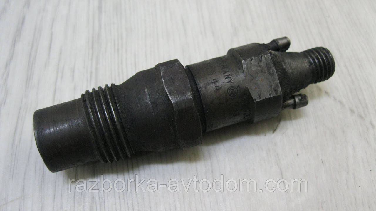 Форсунка дизельна VW Transporter T4, LT 28-35, LT 40-55 1.9/2.4D OE: 068130202