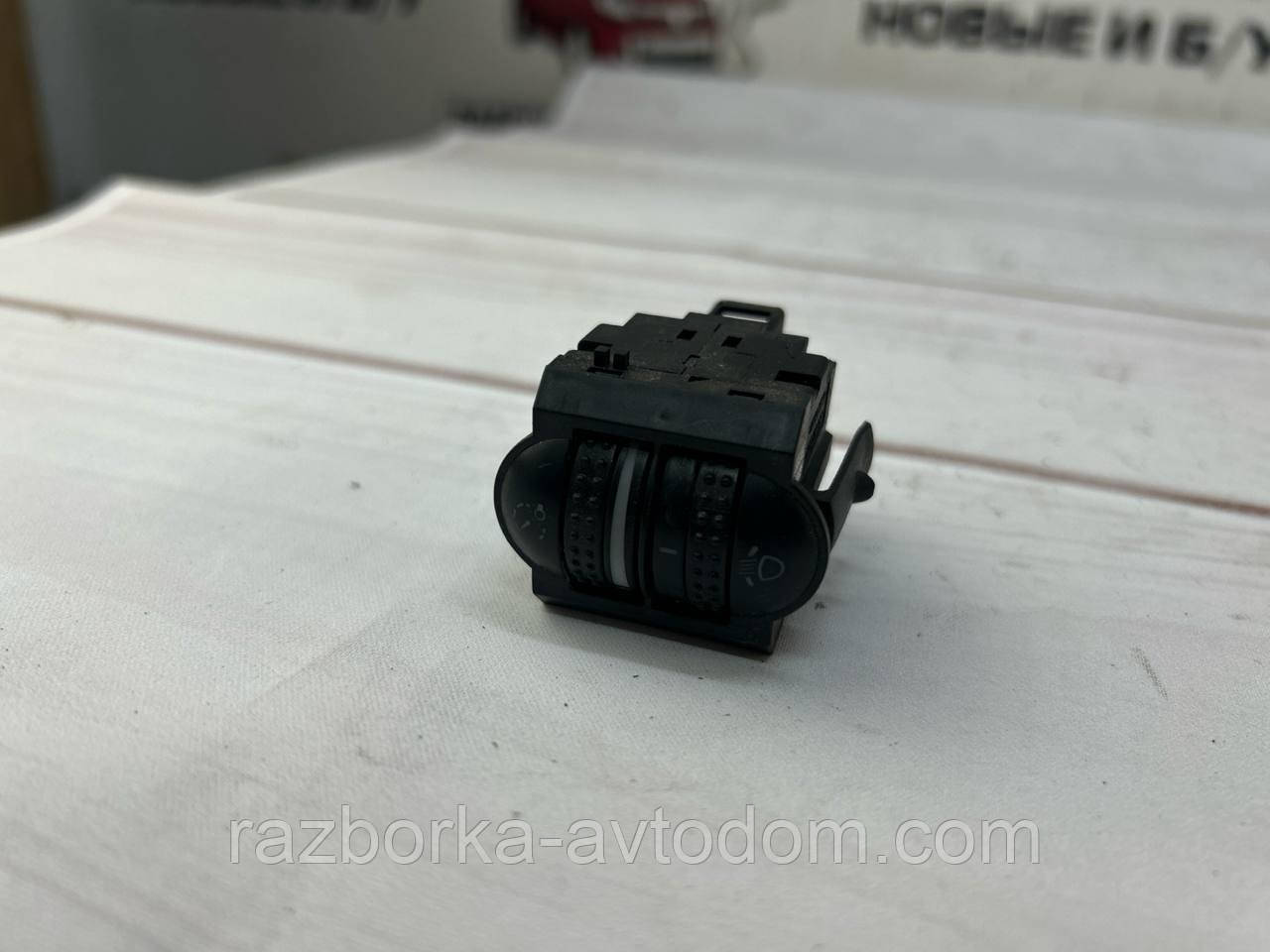 Блок керування коректора фар (регулятор) VW Passat B5 (96-05) OE:3b0941333c