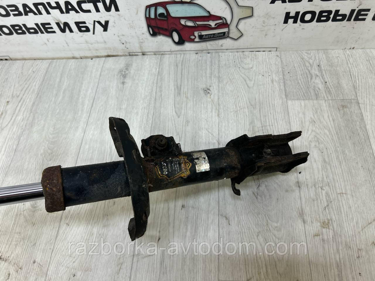 Амортизатор передній лівий Opel Corsa C, Combo (01-11) OE:344345