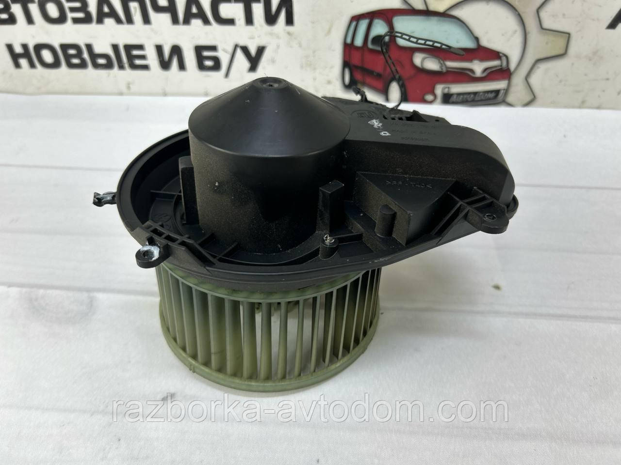 Моторчик печілки під AC VW Passat B5 (96-05), Skoda SuperB OE:8d1820021