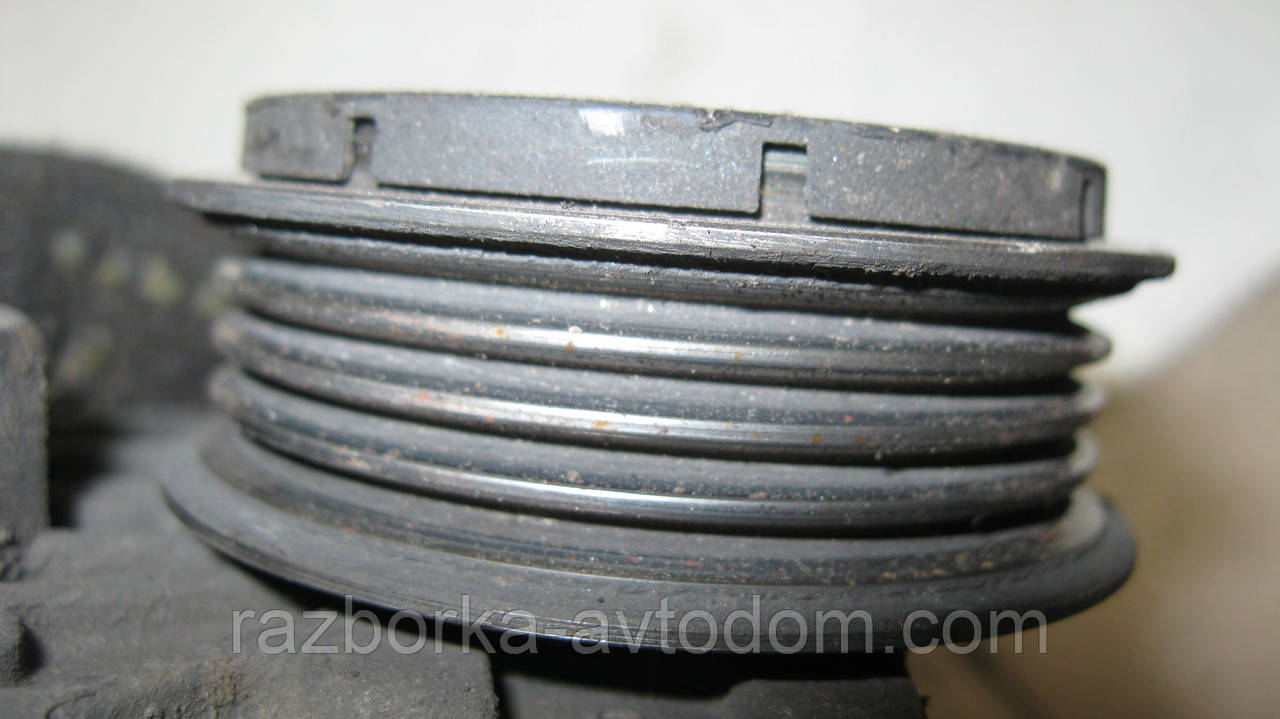 Ролик натягу паса ГРМ VW Passat B5 (1997-2000) 1.9TDI OE:058260511