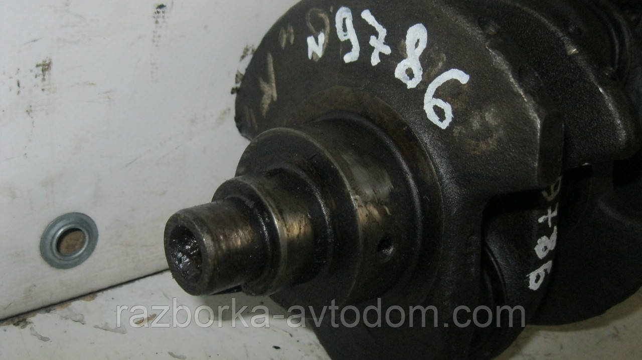 Колінвал VW Golf 2 (1983-1992), Vento (1991-1998) 1.8 OE:026105101E