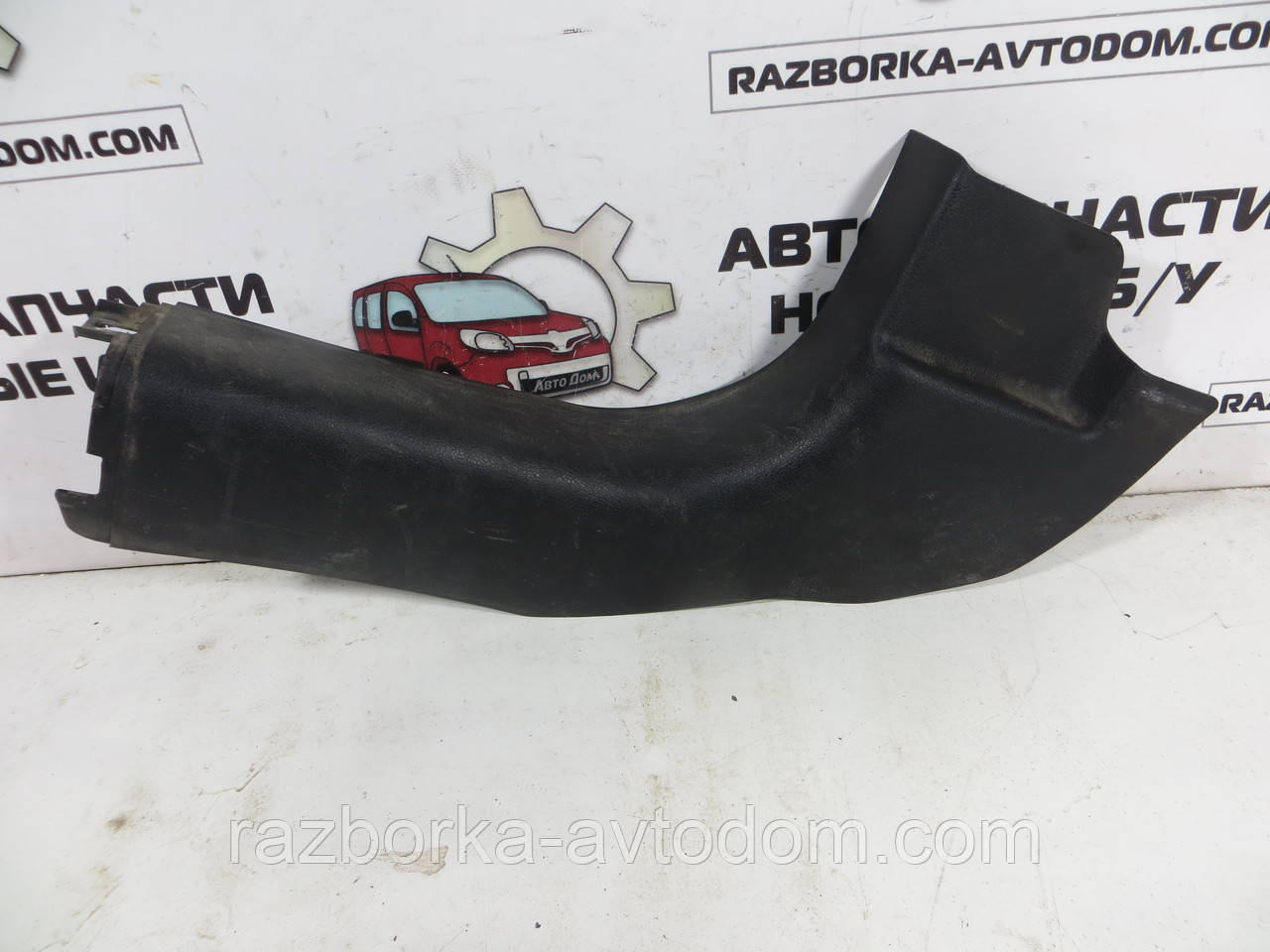Накладка порога внутрішнього переднього лівого Opel Zafira A (1999-2005) OE: 24411738