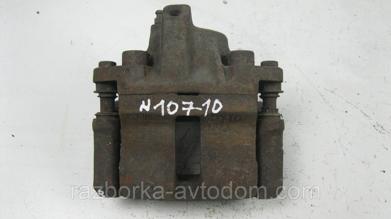 Суппорт передній правий Renault Espace, 18, 20, 21, 25 OE:7701201665