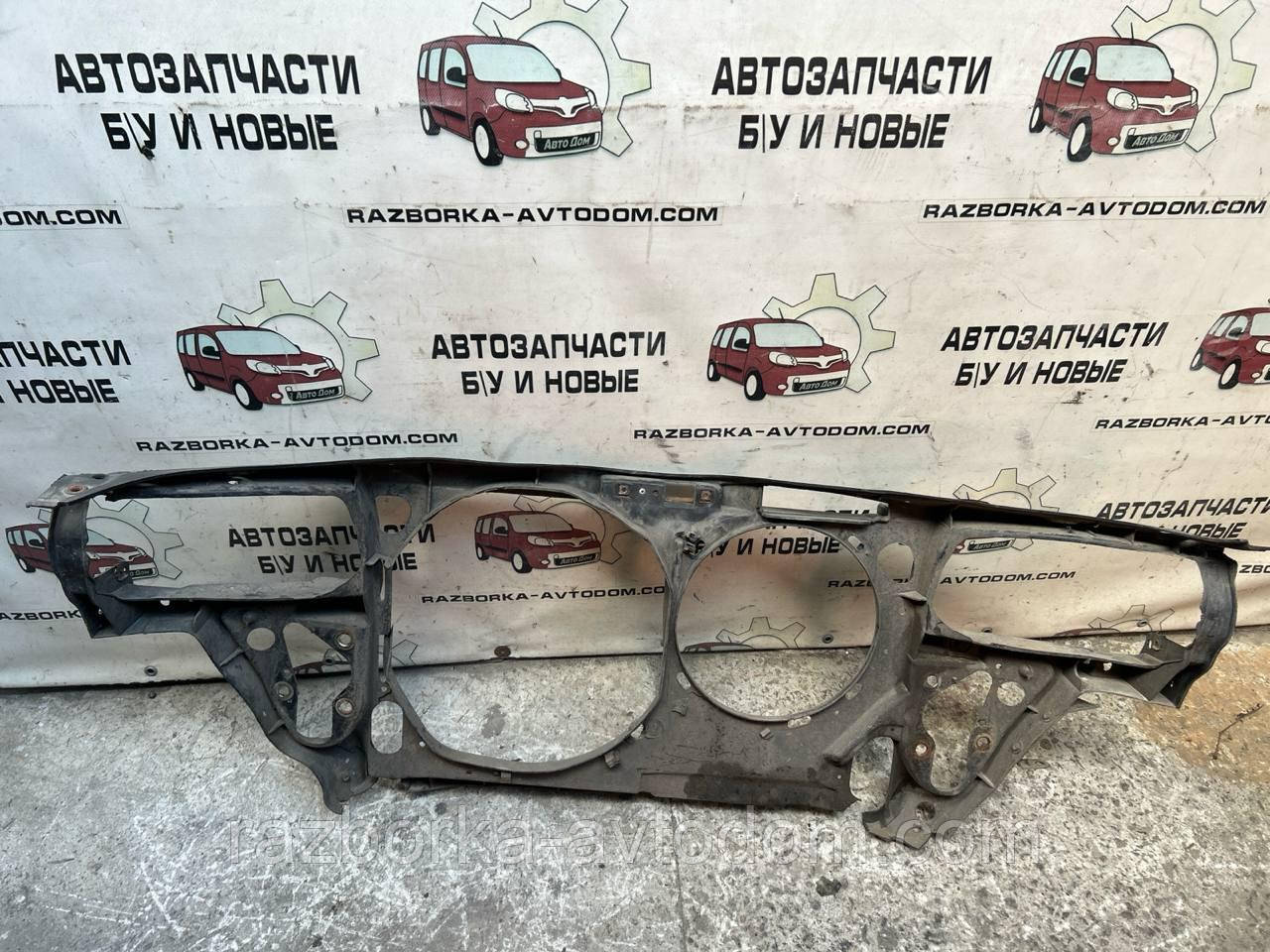 Панель передня (телевізор) VW Passat B5 (96-00) OE:3B0805594L ДЕФЕКТ!!