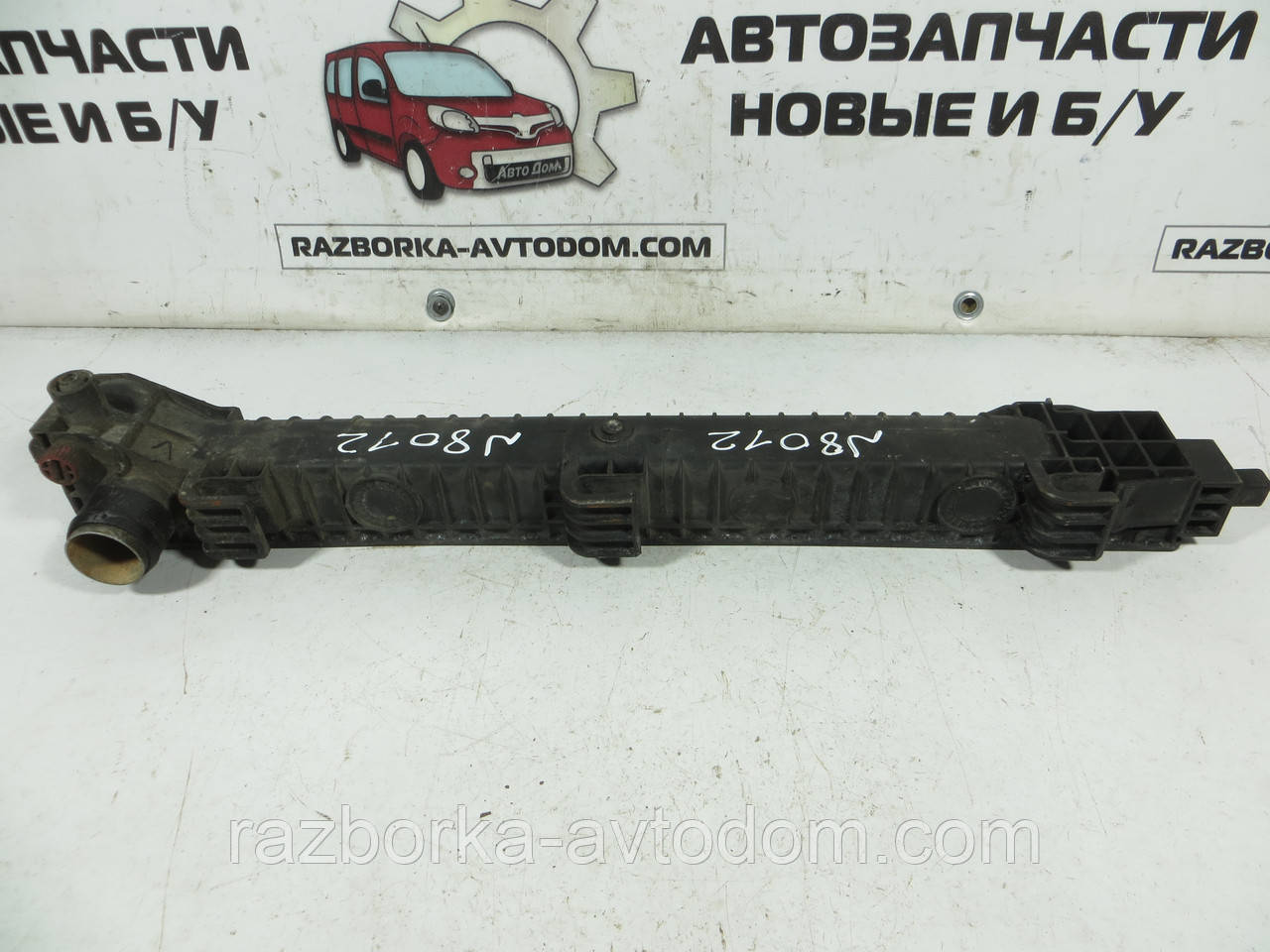 Бачок радіатора основного (охолодження) (маленький) МКПП 2.2CDI, 2.3 16 V, 2.3TD Mercedes Vito 638 (1996-2003