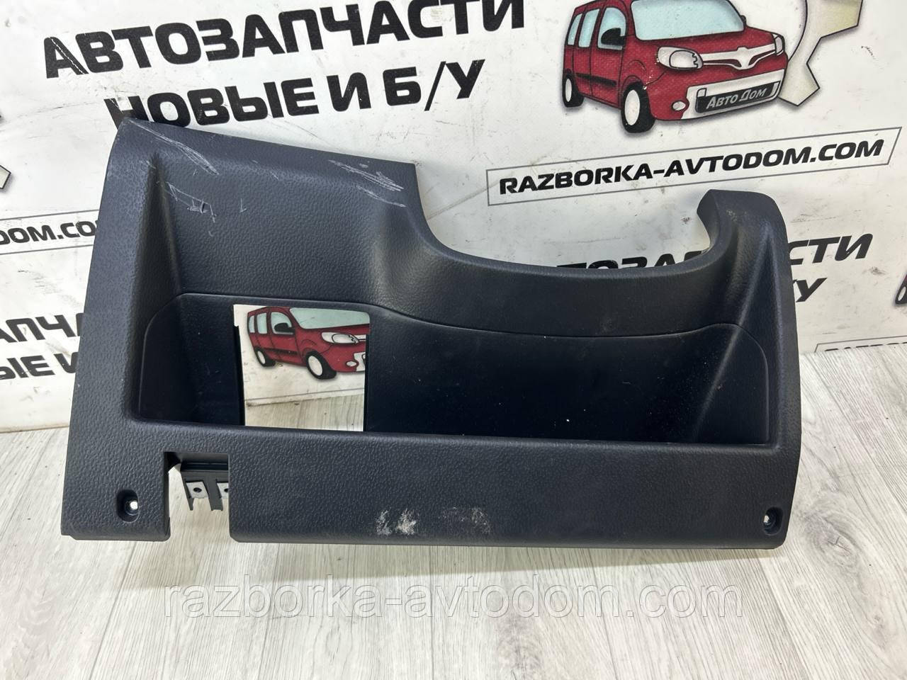 Декоративна накладка торпеди під водієм Hyundai Getz (02-05) OE:847521c000