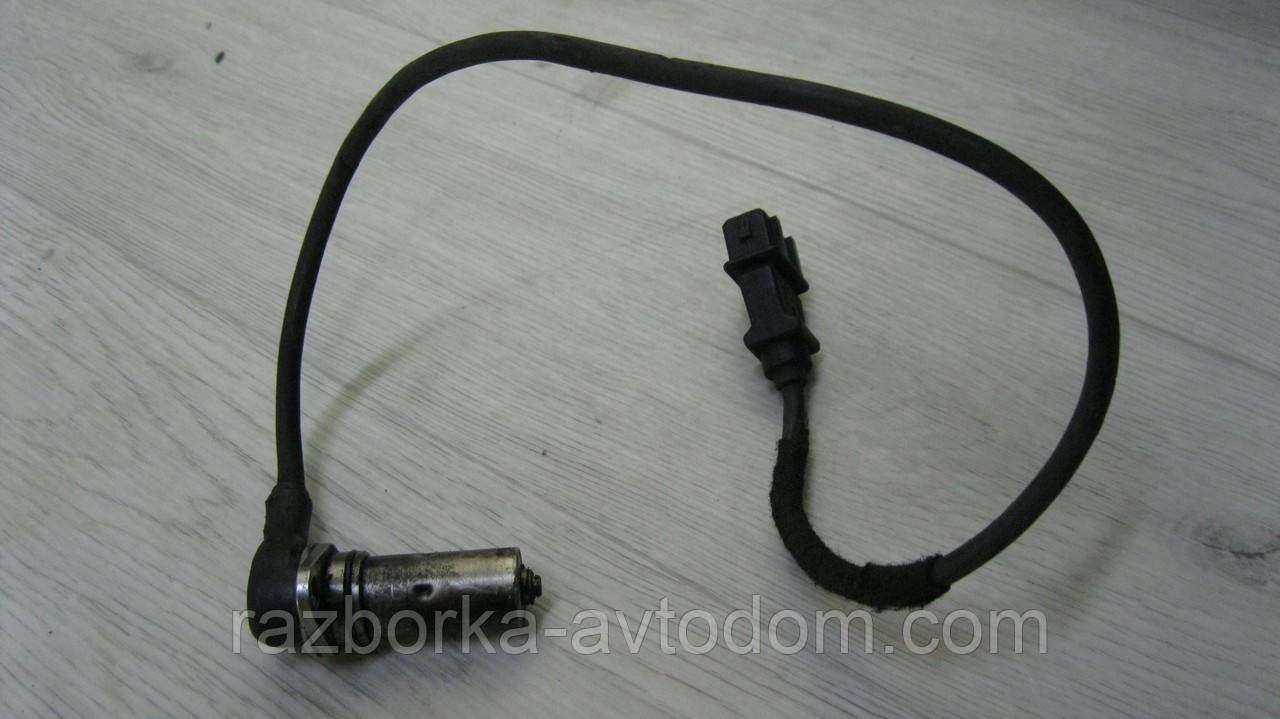 Датчик колінвала VW Passat B5 (1997-2000) 1,9TDI OE:028907319B