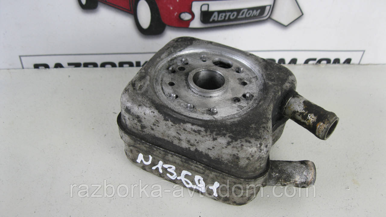 Оливний радіатор/ теплообмінник 1,9TDI VW Touran (2003-2010), Caddy 3 (2004-2015) OE:028117021K