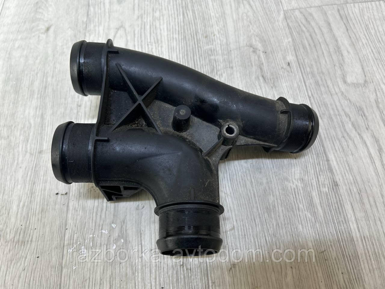Патрубок інтеркулера 1.6HDI Peugeot 308, parther, Berlingo, Scudo OE:9678406580