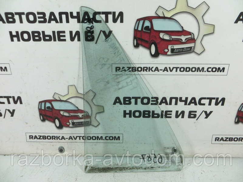 Скло заднього правого дверцята (форточка) Fiat CROMA (1986-1996) ОЕ: 8 241 9937 OE 82419933