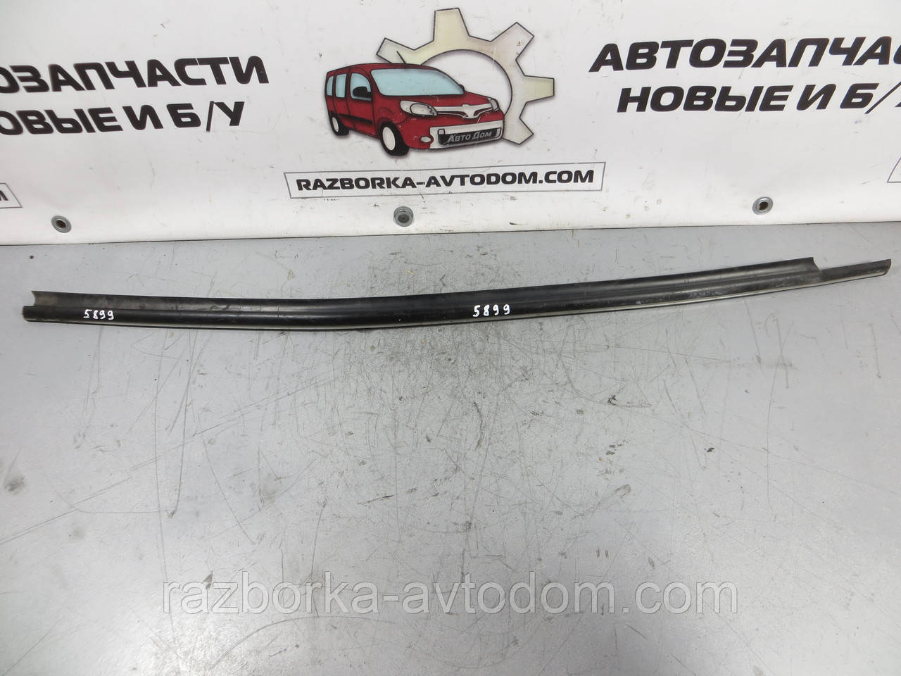 Молдинг/ декоративна накладка передніх лівих дверей (під скло) OPEL VECTRA B (1995-2003) ОЕ: 90464297