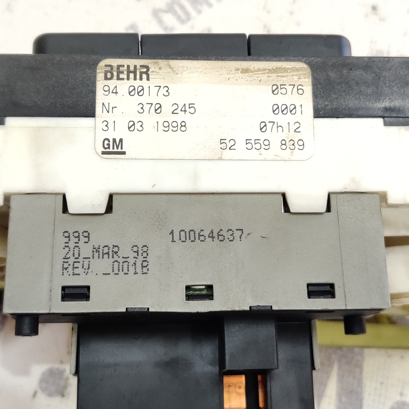 Блок керування пічкою Opel Astra G (97-04) 2.0D 52559839