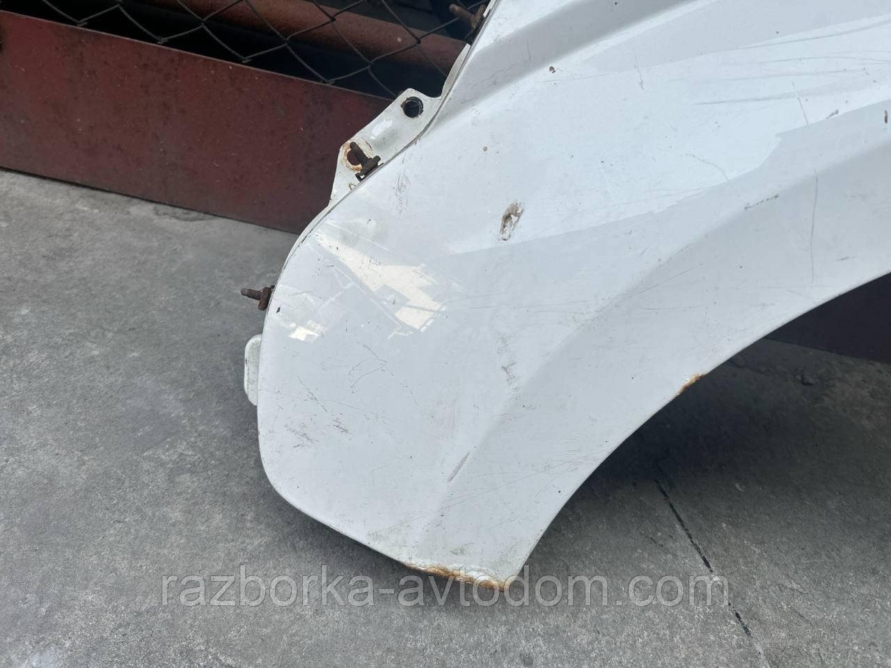 Крило переднє ліве Fiat Fiorino (07-), QUBO (07-), Peugeot Bipper (07-) Citroen Nemo (07-) OE:7840W5 ДЕФЕКТ