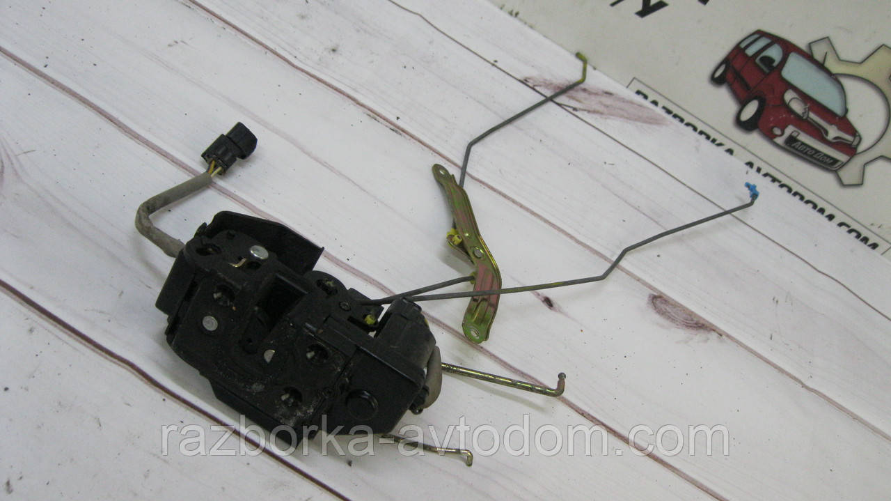 Замок дверей передній правій електро Hyundai Getz (2002-2005) OE:813201C000