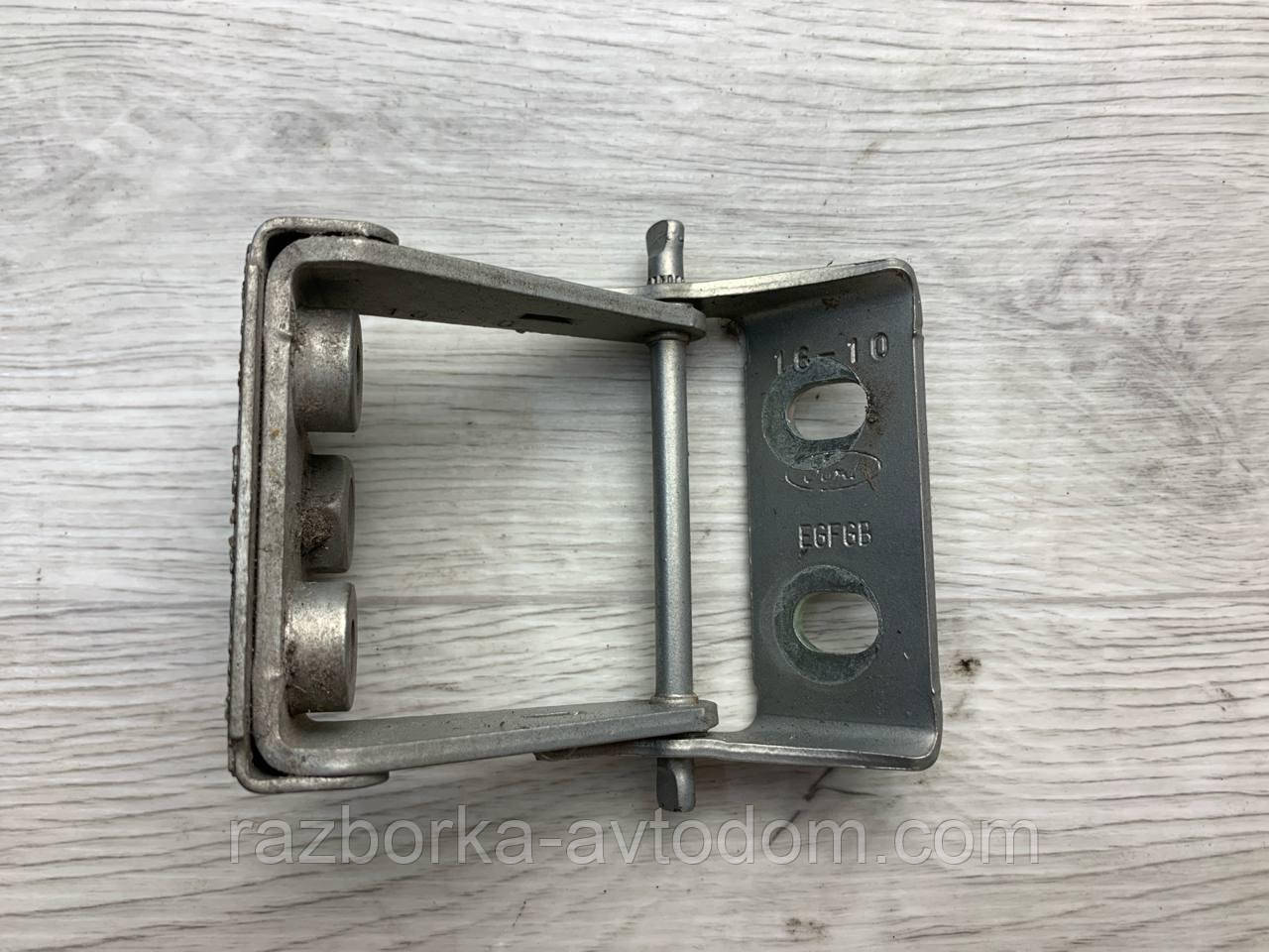 Петля дверей багажника ліва/права Ford Mondeo (07-14) OE:1775723