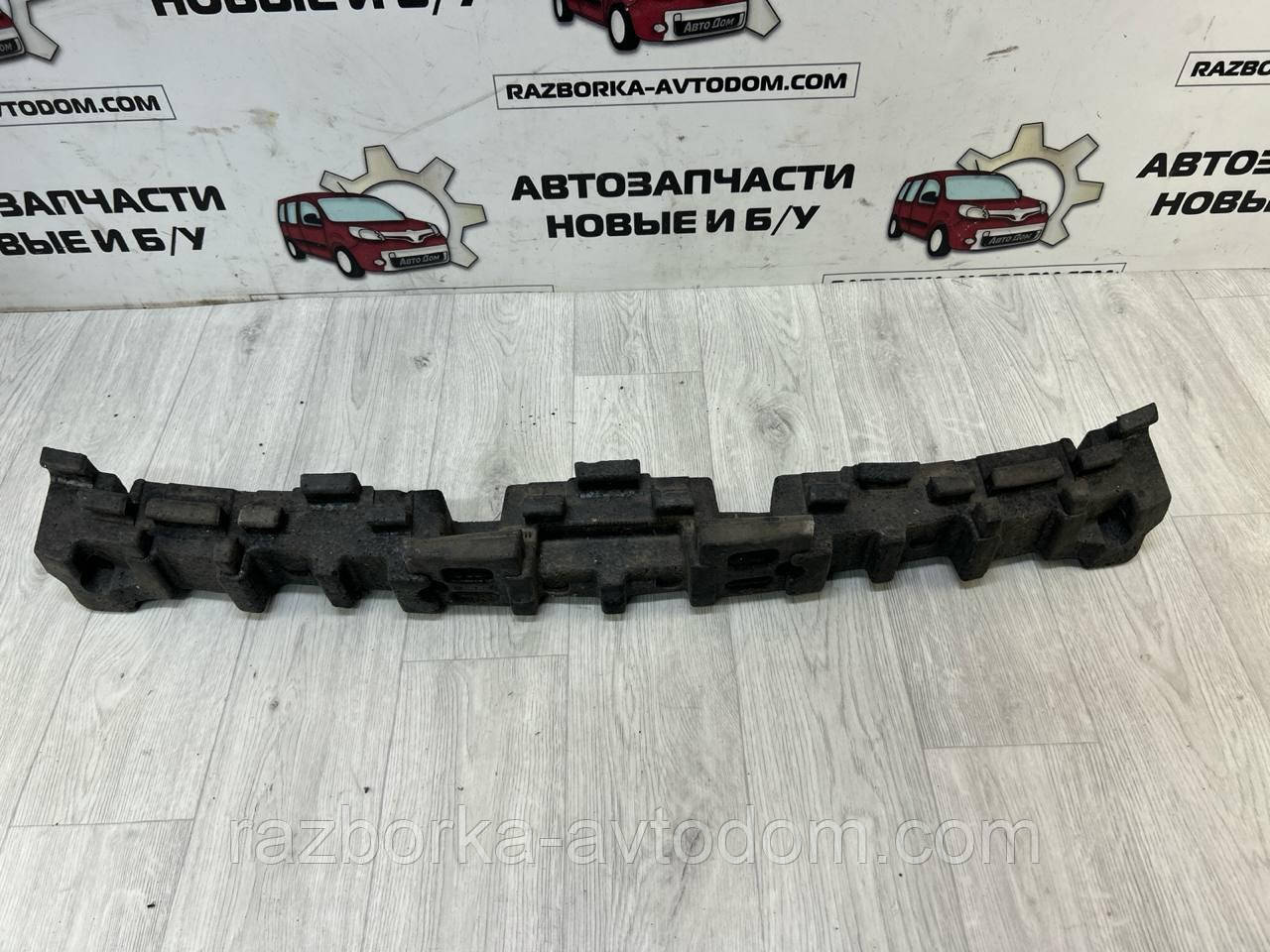 Буфер, пінопласт бампера переднього Opel Zafira B (08-11) OE:13263184