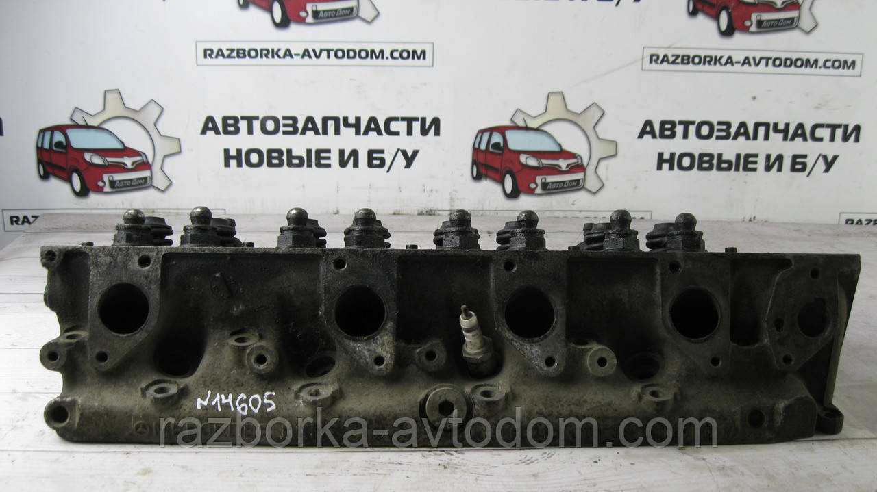 Головка двигуна (ГБЦ) права Mercedes w126 (1979-1991) OM116 4.2 V8 OE:R1160163901