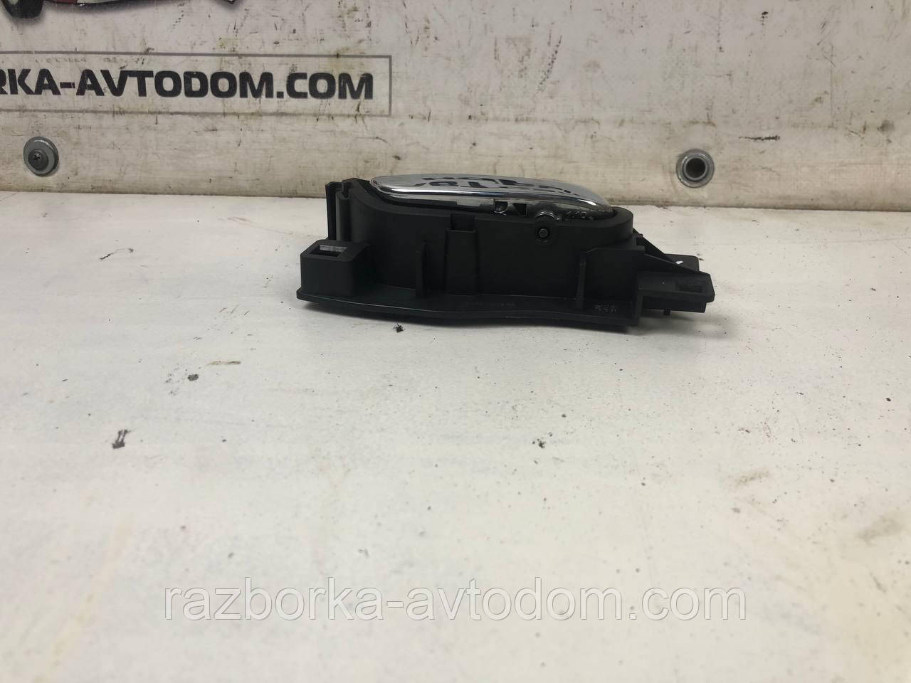 Ручка задніх правих дверей внутрішня Citroen C4 (04-11) OE: 96435310