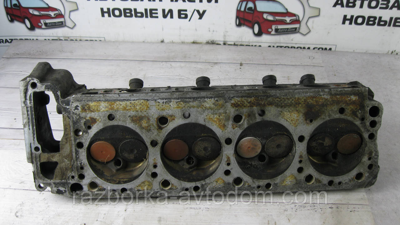 Головка двигуна (ГБЦ) права Mercedes w126 (1979-1991) OM116 4.2 V8 OE:R1160163901