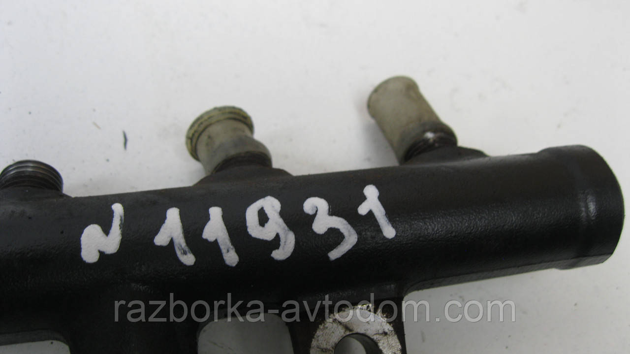 Паливна рейка (рампа) Citroen C4 Picasso (2006-2013) 2,0 HDI OE:1570 N5