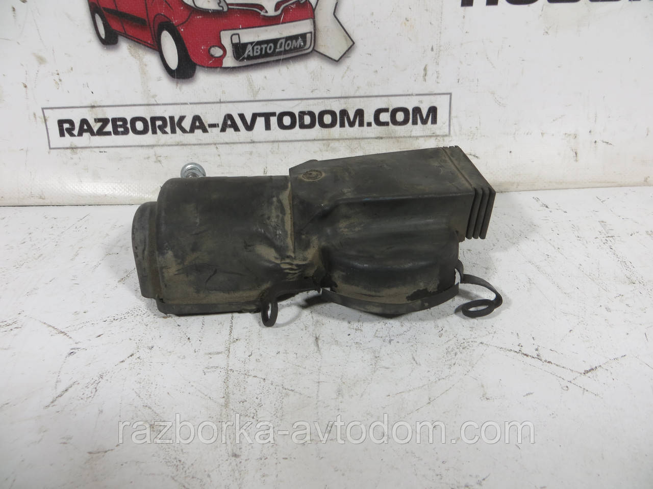 Кришка/накладка моторчика переднього склоочисника FIAT DOBLO (2000-2009) ОЕ: 79301084