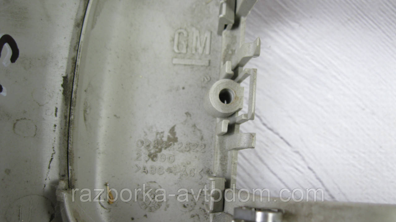 Деталі салону (кронштейн кріплення плафона) Opel Combo (01-12) OE:09166758