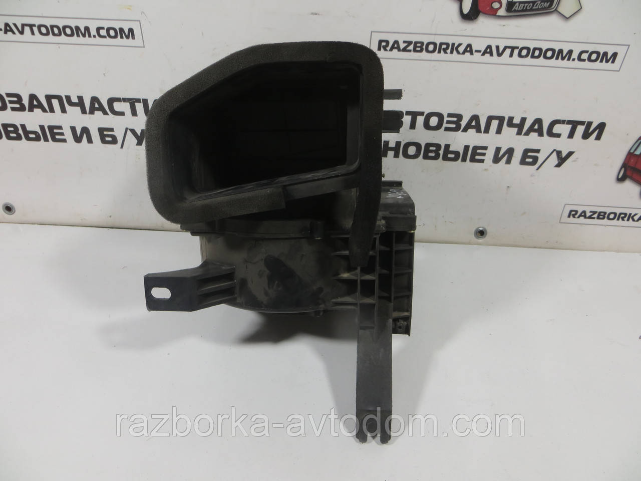 Корпус вентилятора печки  Hyundai H1 (1997-2004) ОЕ: 97100-4A000