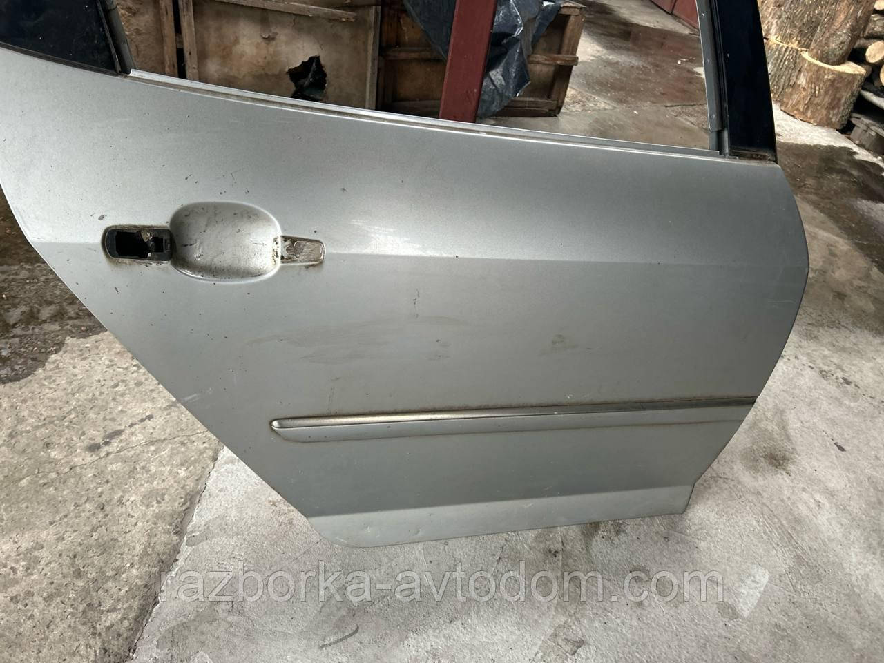 Двері задня права (гола) PEUGEOT 407 SW (04-11) OE:9008N3 фарба-EZR