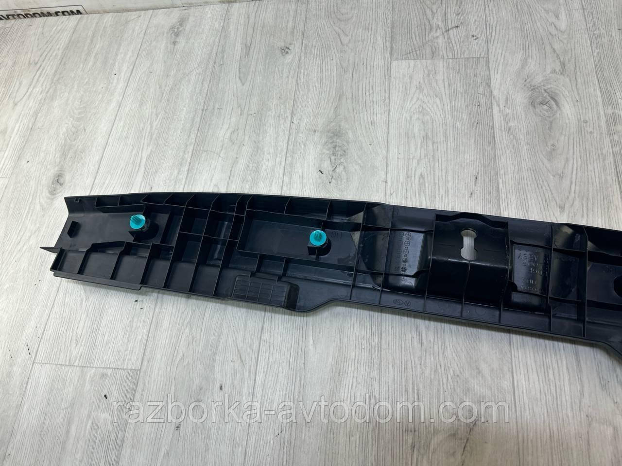 Накладка пластикова багажника subaru outback (2020-2023) OE:95073an00a