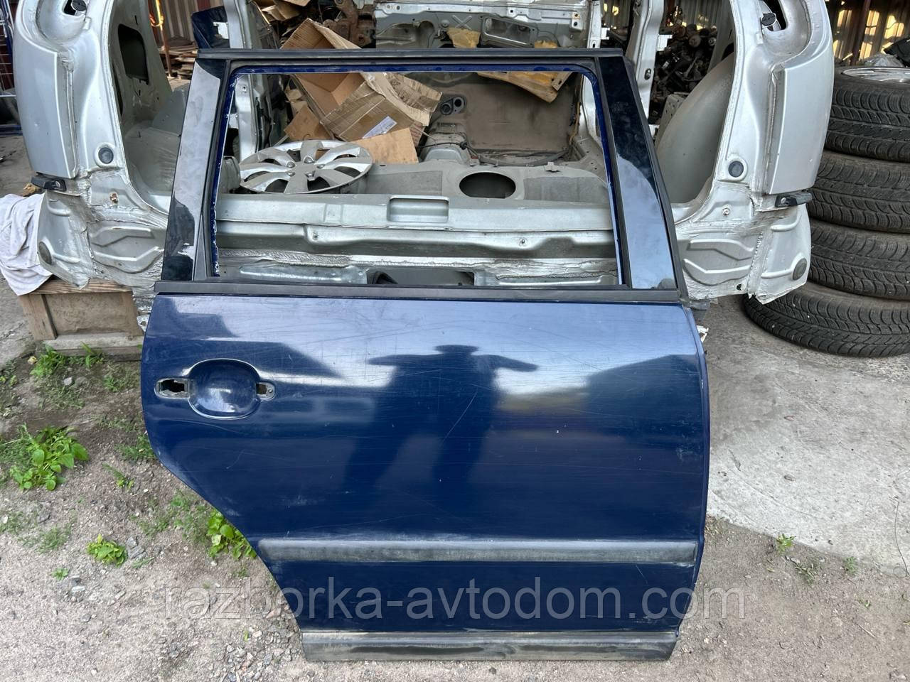 Двері задня права (універсал) VW Passat B5 (96-05) OE:3B9833052AC