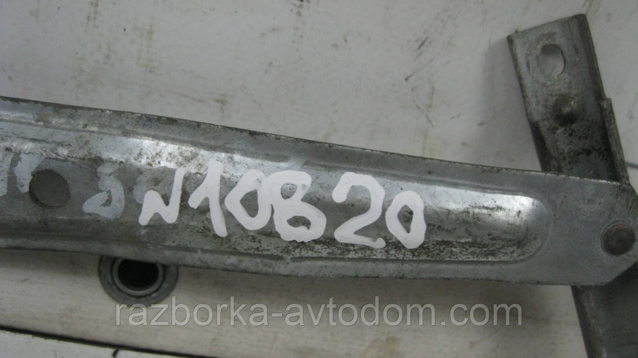 Склопідіймач задній лівий (механічний) Nissan Sunny Y10 (1991-2000) OE: 8270169R00