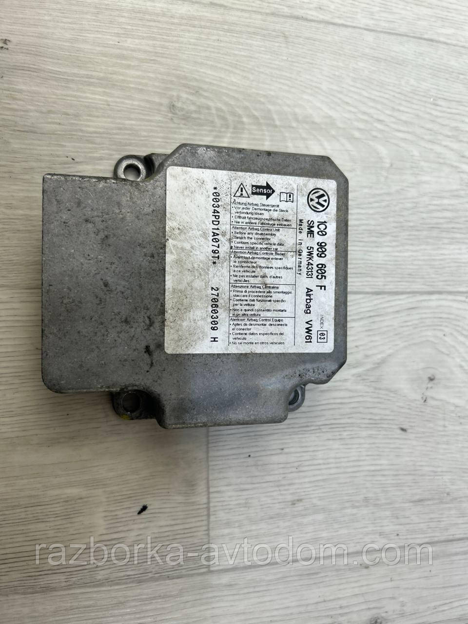 Блок керування AirBag Skoda Superb 1, VW Passat B6, Transporter T5 OE:1c0909605f