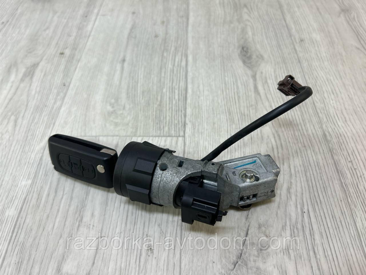 Замок запалювання (в зборі з ключем) Peugeot 407 (03-08), Citroen C4 (04-10) OE:N0502072, N0502073, N0502455