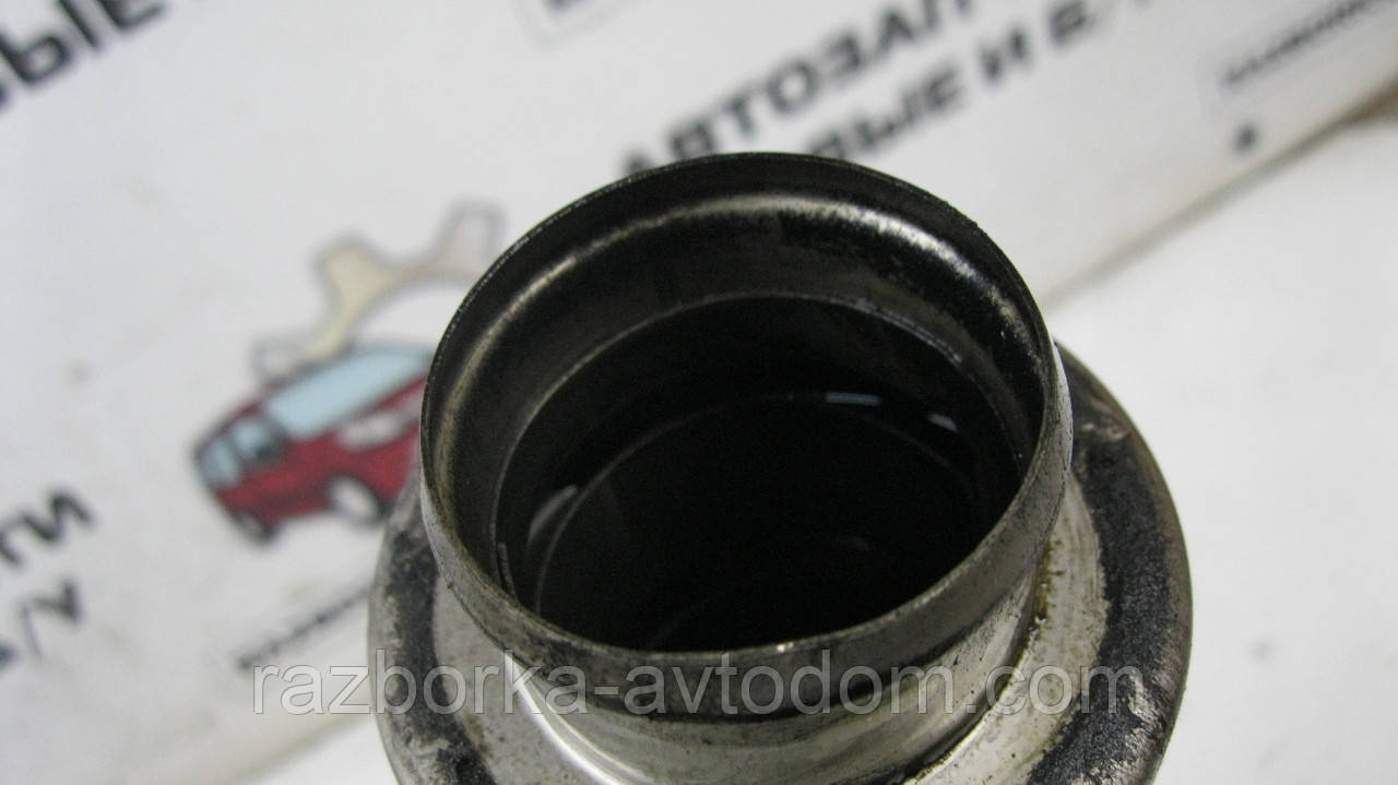 Патрубок інтеркулера Renault Megane 2, Scenic 2 (2003-2009) OE:7701055399