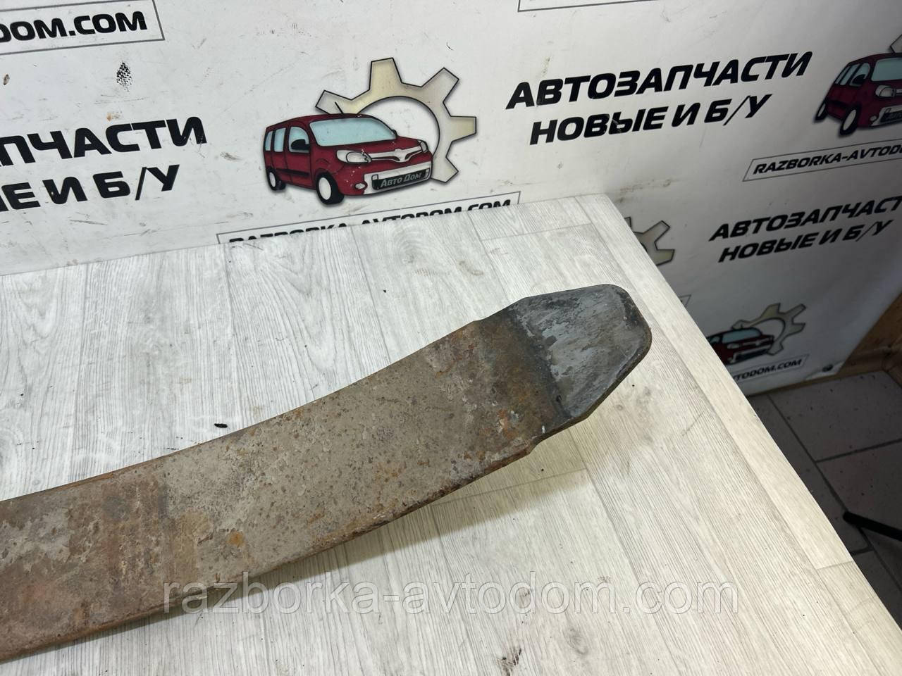 Ресора передня (одинарна) без гумок Mercedes Sprinter (1995-2006), VW LT 35 (1999-2006) OE: 9023200401