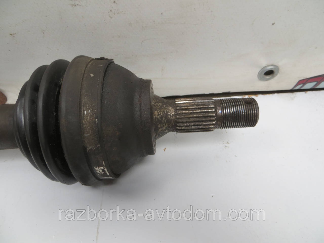 Напівось ліва Citroen Berlingo B9 (08-18) 1.6HDI 9660782780